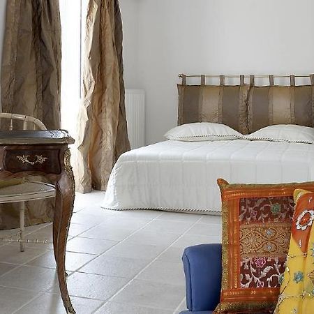Castello Di Vista Hotel Ипсос Екстериор снимка